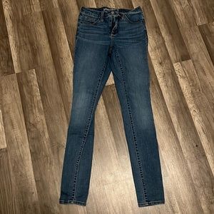 Universal Thread Skinny Jean